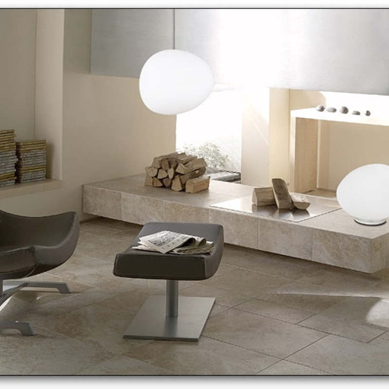 Hailie Egg-shaped Glass Pendant Light