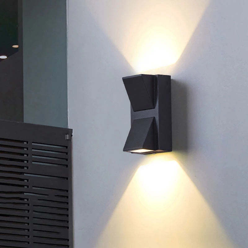 Modern Simple Outdoor Waterproof LED Wall Lamp