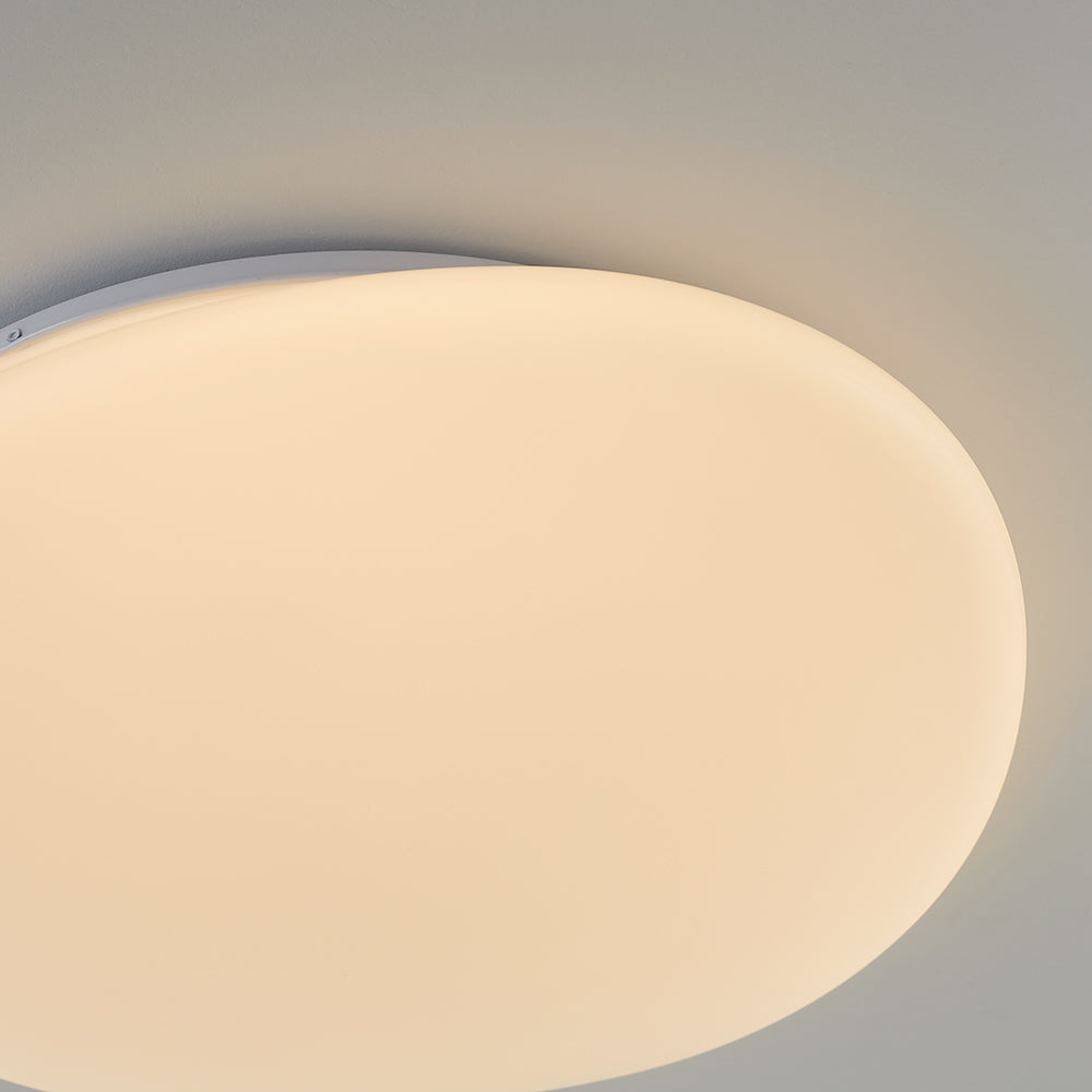 Quinn Unterputz-Deckenleuchte, Kieselsteinform, Durchmesser 38/45/55 cm