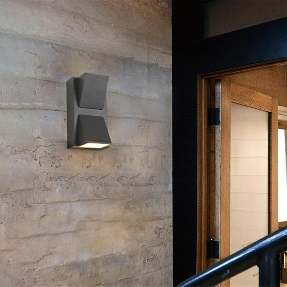 Modern Simple Outdoor Waterproof LED Wall Lamp