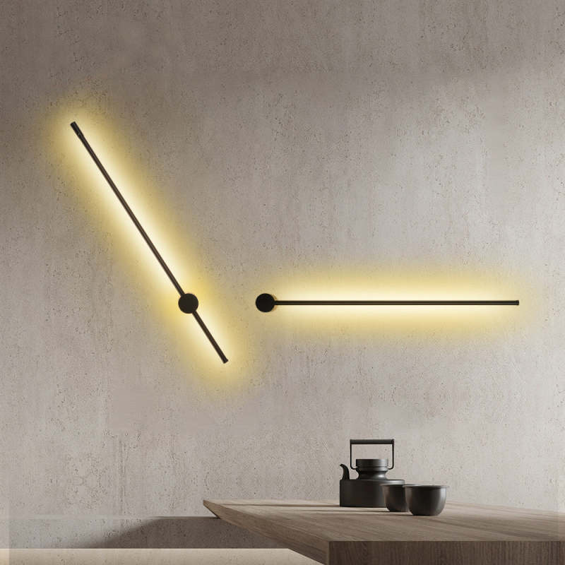 Edge Wandleuchte mit LED-Streifen