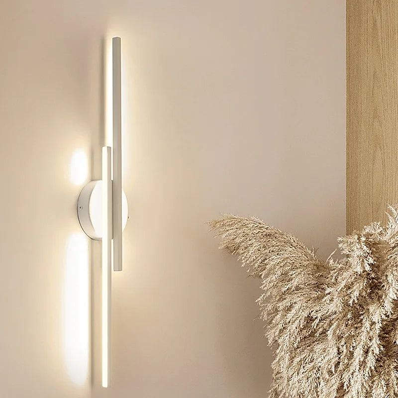 Simple Modern LED Iron Wall Lamp Wall Scone for Bedroom