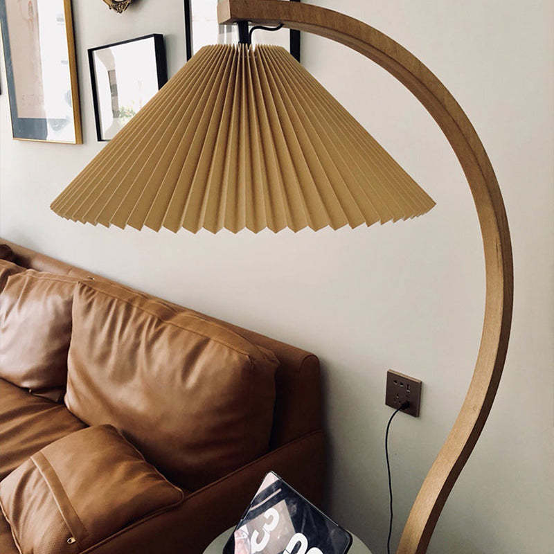Moderne, minimalistische Stoffschirm-LED-Stehlampe, Nachttisch-Stehleuchte für das Wohnzimmer