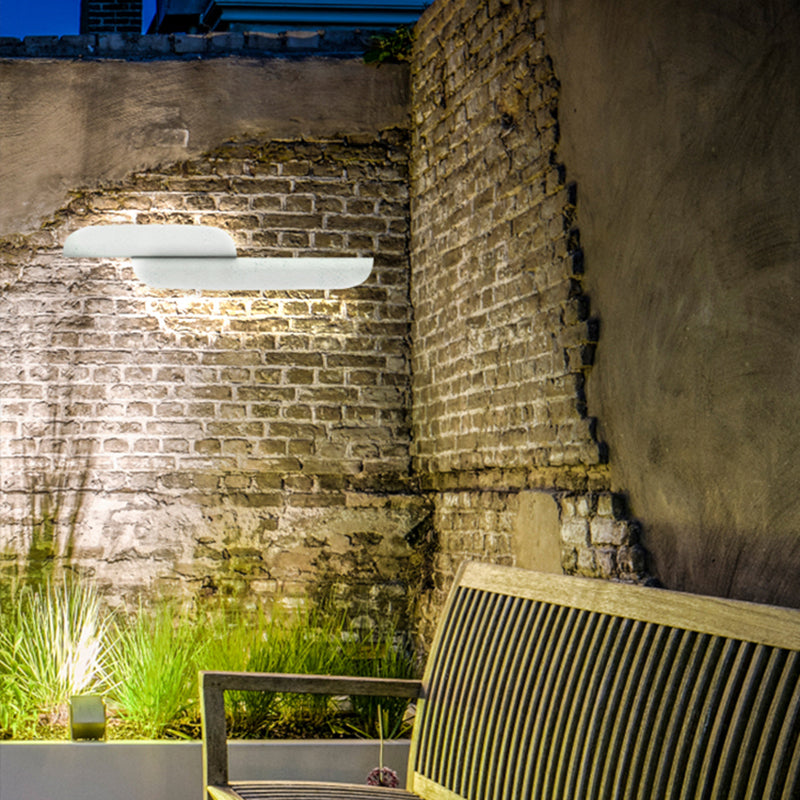 Orr Outdoor Wall Lamp, Curved