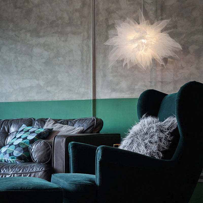 Nordic Minimalist Mesh Flower Pendant Light for Bedroom & Dining Room